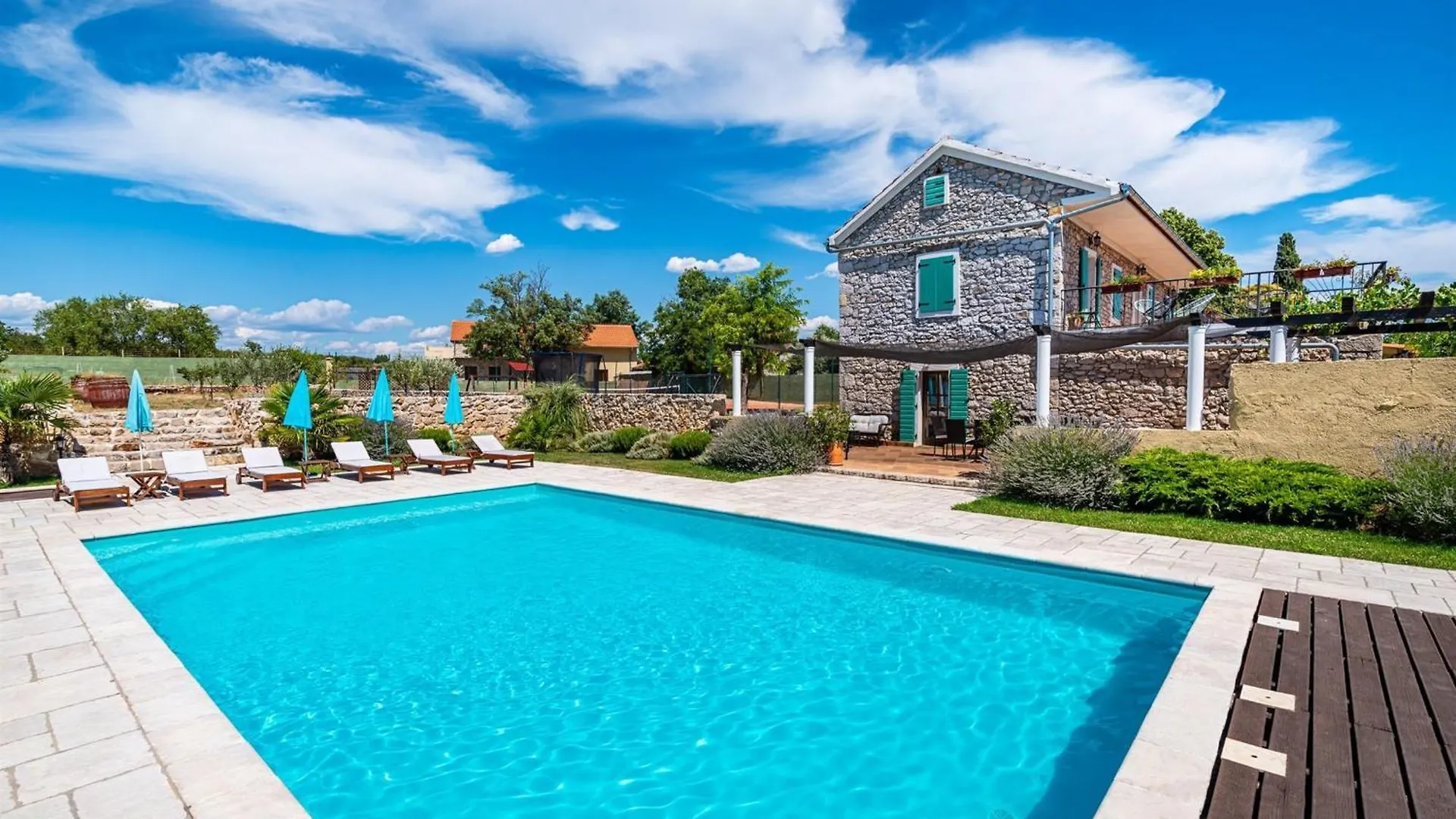 My Dalmatia - Villa Kadulja With Private Pool And Tennis Court Sveti Filip i Jakov Holiday home