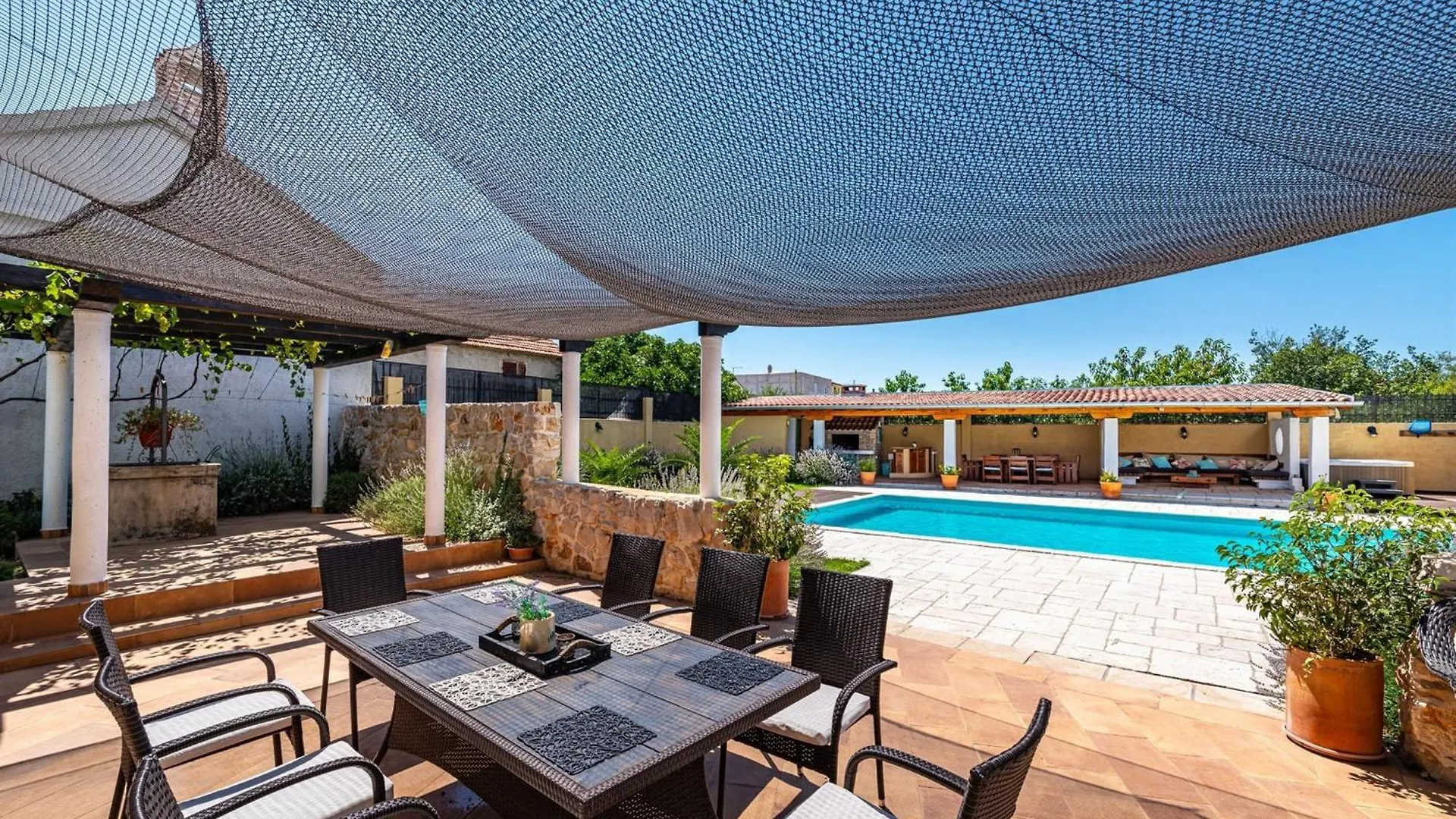 My Dalmatia - Villa Kadulja With Private Pool And Tennis Court Sveti Filip i Jakov Croatia