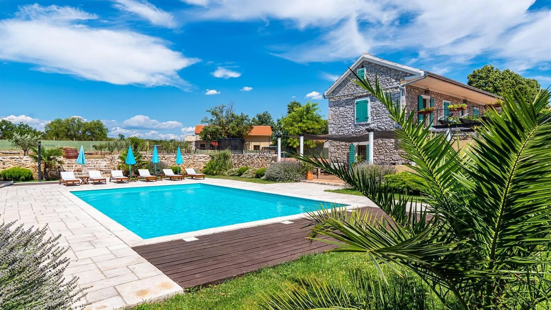 My Dalmatia - Villa Kadulja With Private Pool And Tennis Court Sveti Filip i Jakov